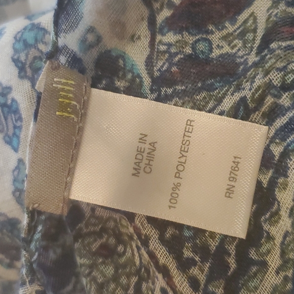 J.Jill Light Mosaic Scarf - cream, blues & a hint of maroon - Picture 8 of 8